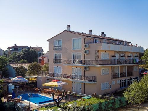 Pansion Sport Hotel Štinjan Eksteriør billede